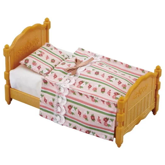 Calico Critters Bed and Comforter Set