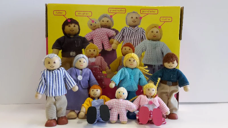 Doll Family Wooden Ecotoy